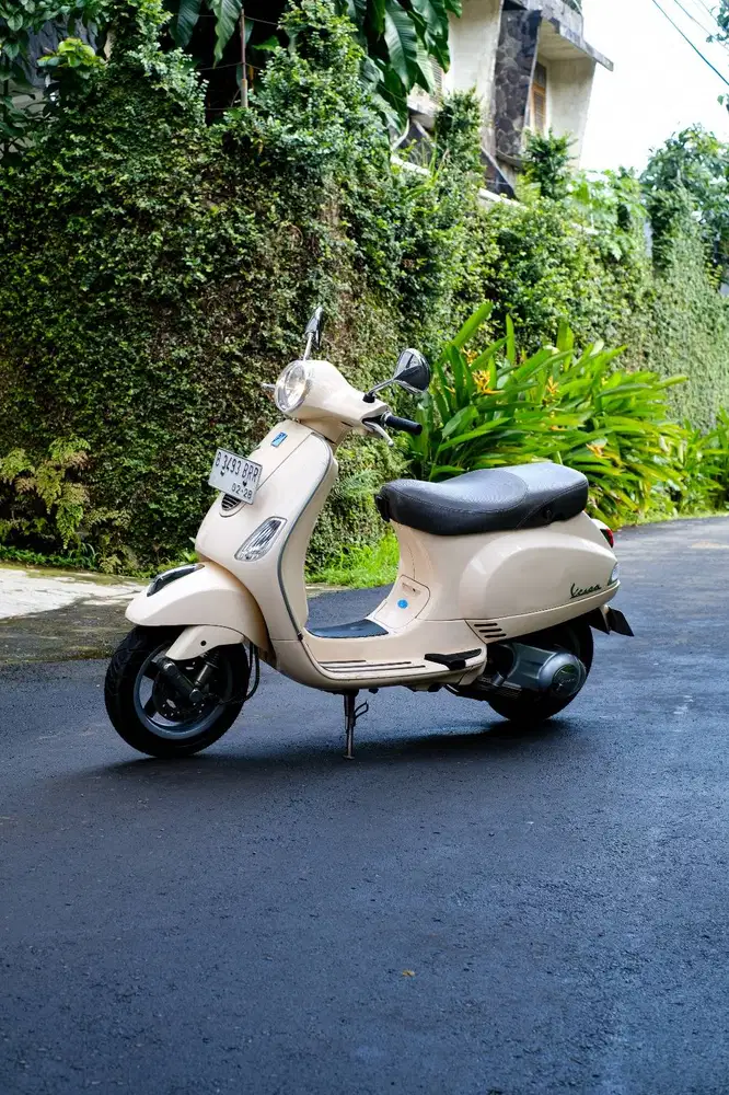 JUAL VESPA MATIC BEKAS/SECOND LX 2012 MURAH BERGARANSI