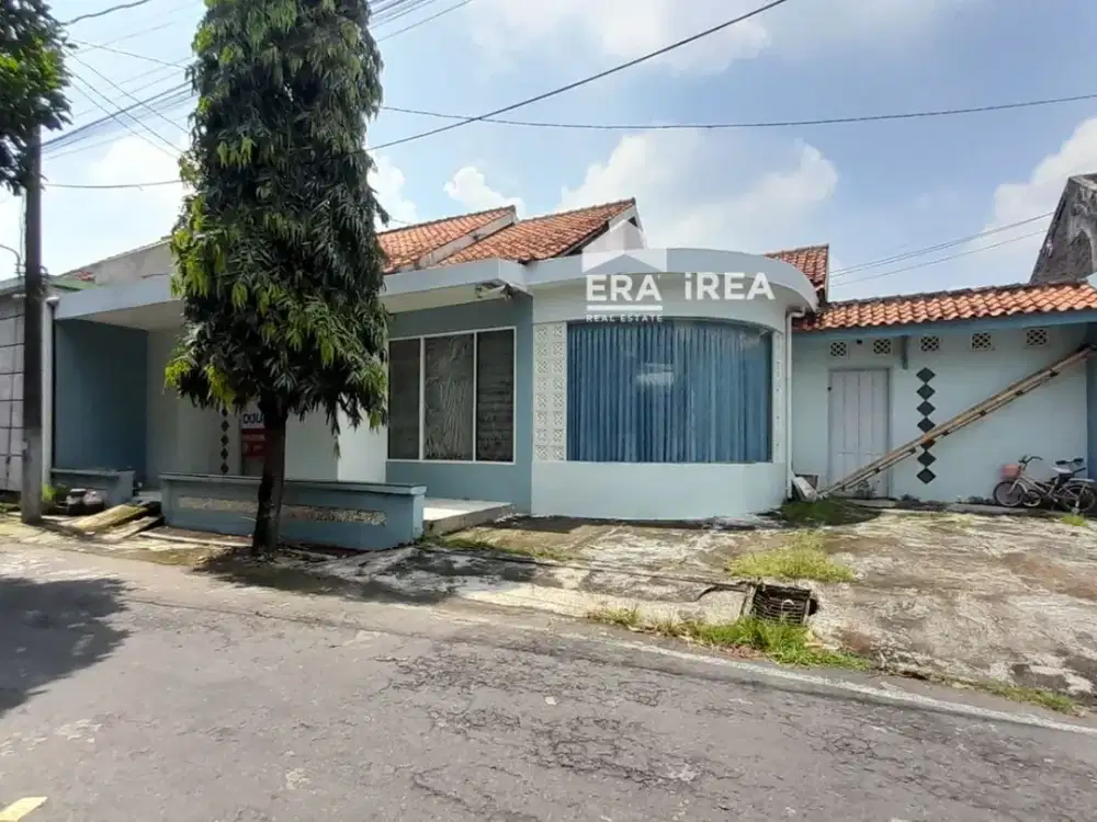 RUMAH DIJUAL DI COLOMADU DEKAT SUPERINDO COLOMADU DAN DE TJOLOMADOE