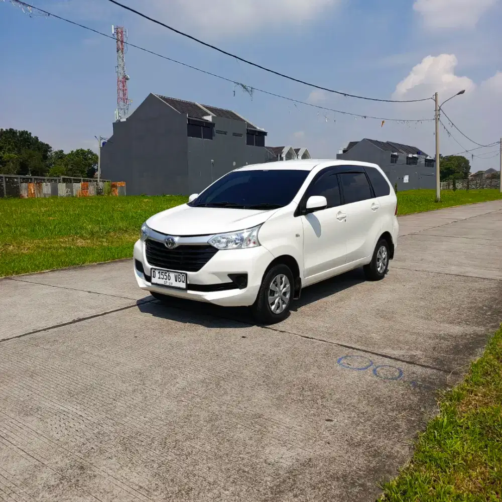 Low DP 5jtn Grand Avanza E matic 2018