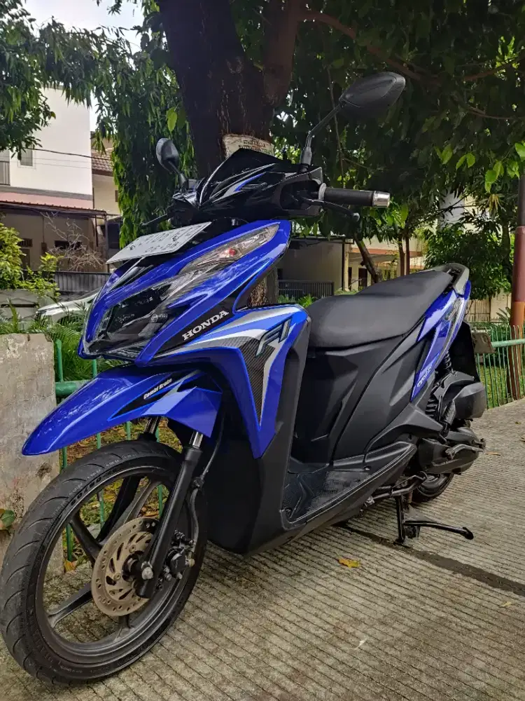 HONDA VARIO 125 KZR INJEKSI THN 2013 MULUS