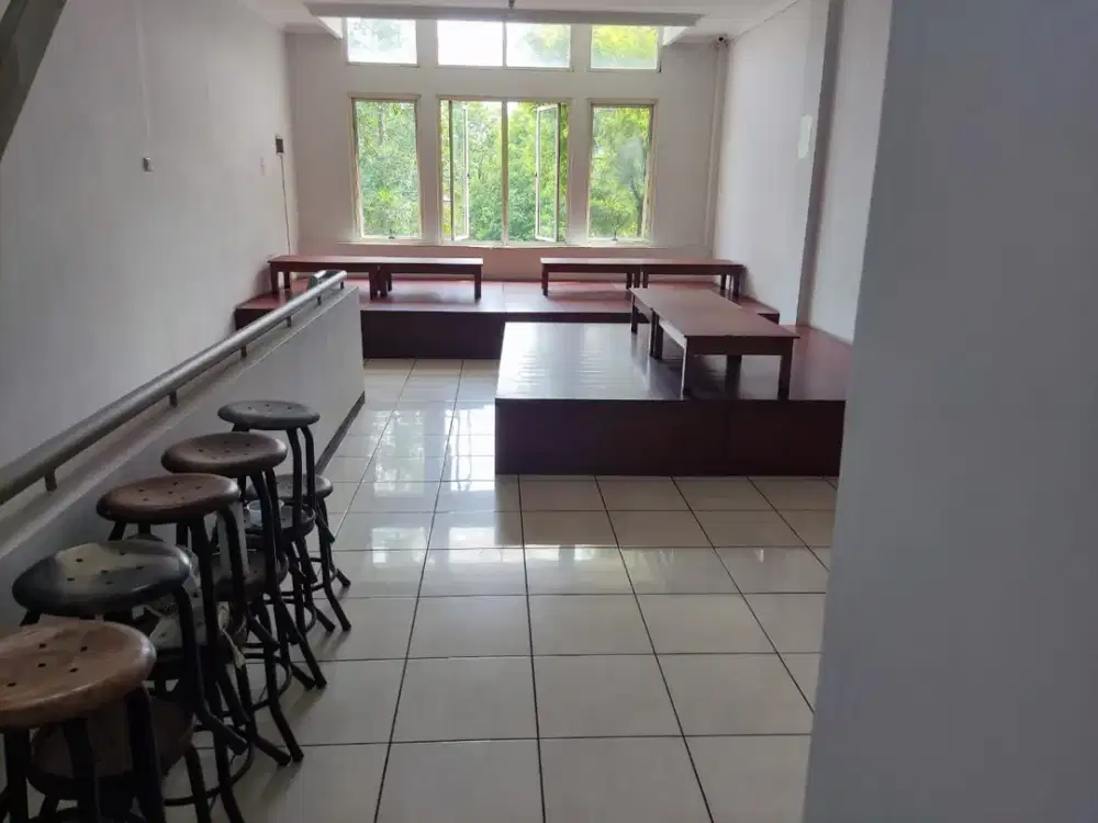 Disewakan Ruko di Kota Baru Parahyangan Siap Pakai