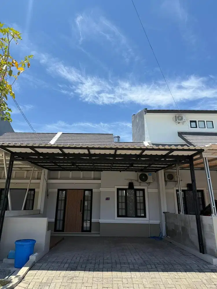 Dijual Rumah Second siap huni di lokasi strategis