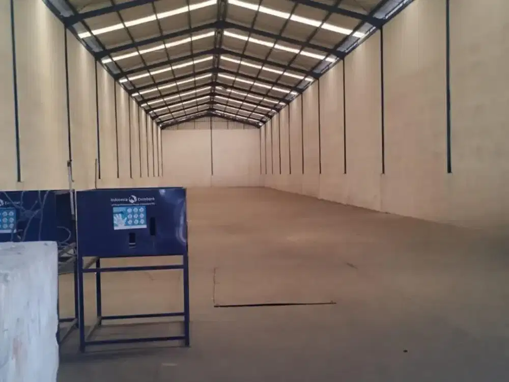 Dijual Gudang strategis Lokasi Kamal Muara, Penjaringan