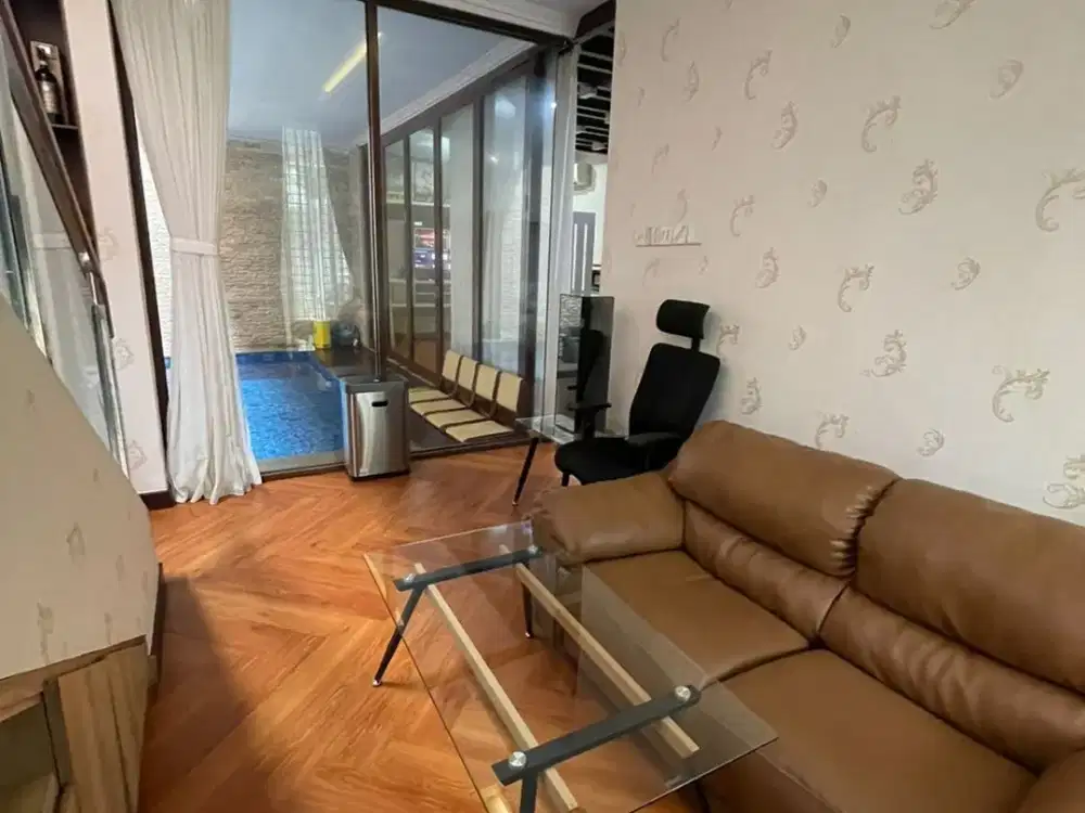 Jual Cepat Rumah Ada Swimming Pool di Discovery Lumina Bintaro Sektor 9 (SD)