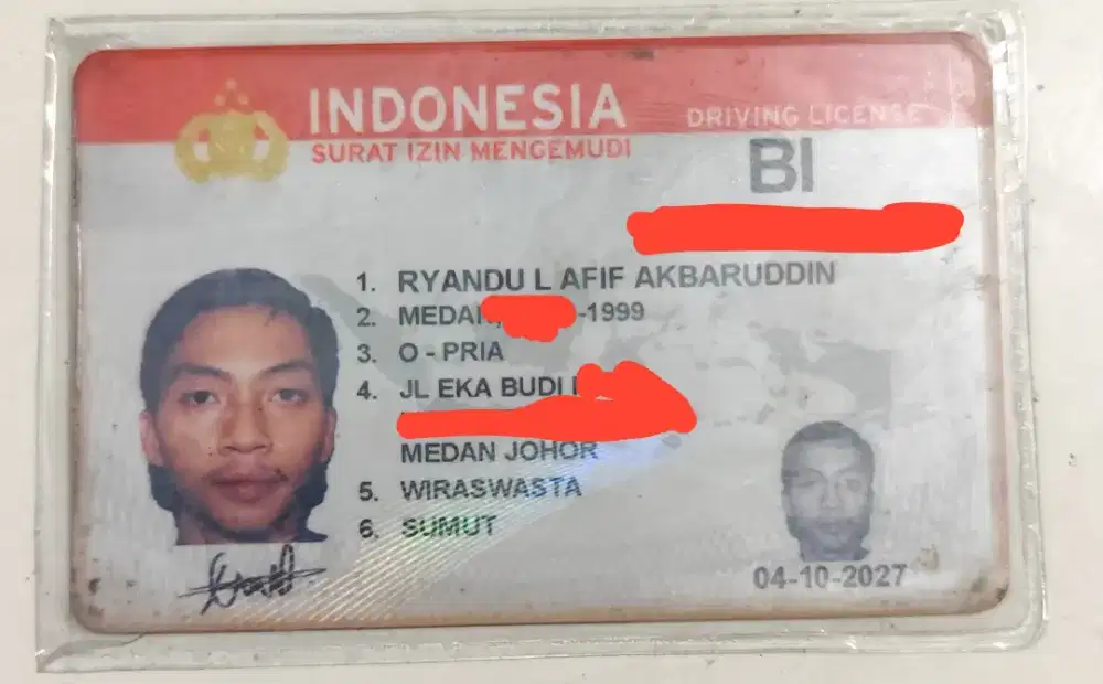 Saya mencari pekerjaan sebagai driver / supir