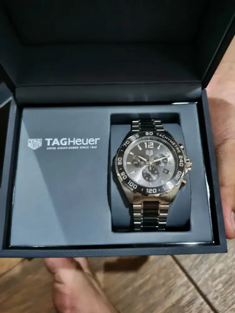 Jual jam tangan TAGheuer