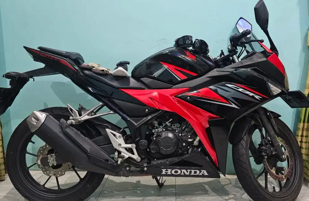 CBR 150 R tahun 2019