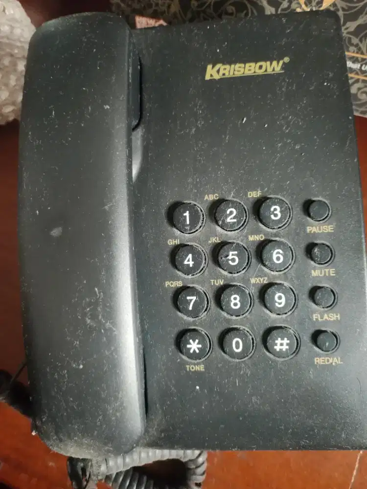 Pesawat telepon merk krisbow