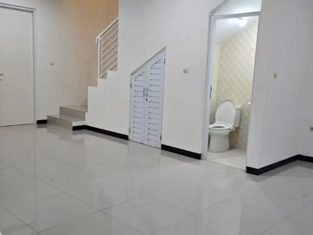 Dijual Rumah Siap Huni di Taman Kopo Indah Bandung