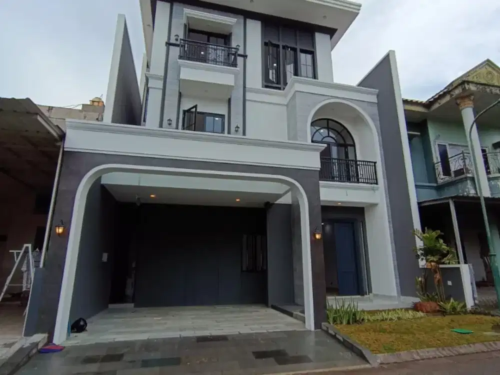 BARU GRESS AMERICAN STYLE CITRALAND  Villa Taman Telaga (lcc)