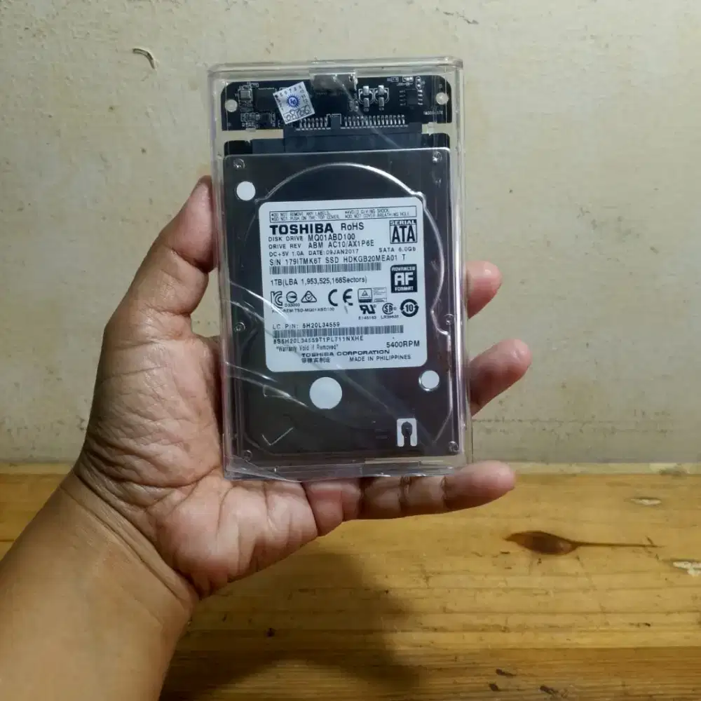 HDD eksternal 1 TB merk Toshiba Sentinel 100%