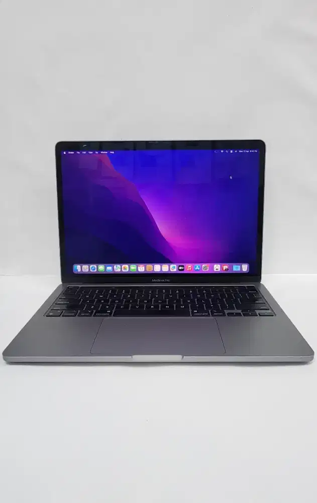 Macbook pro m1 2020 8/256 gray
