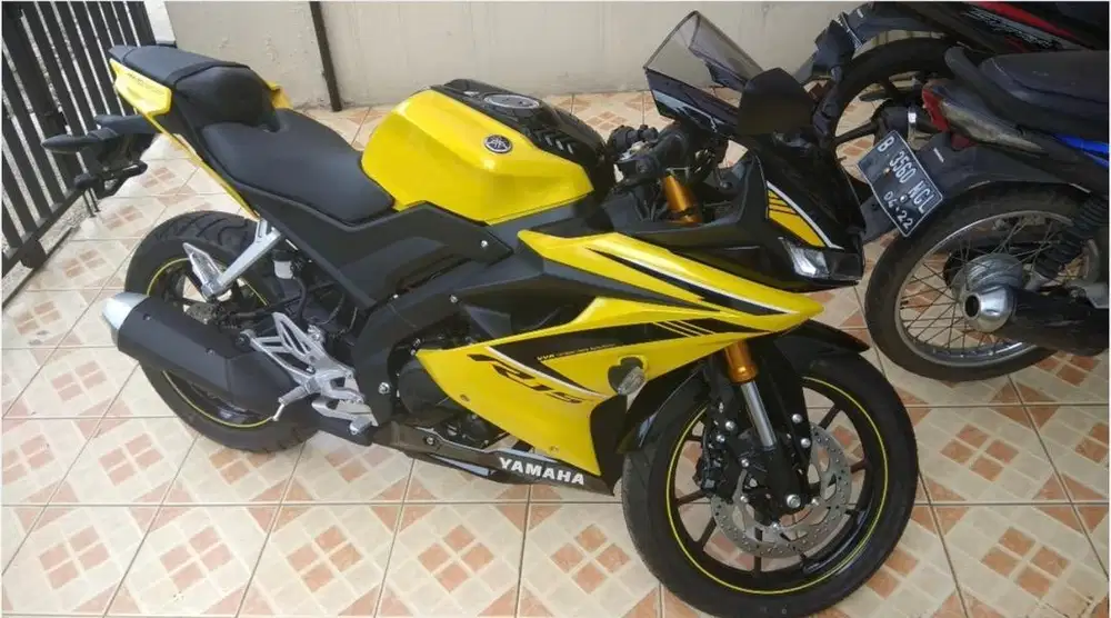 Yamaha R15 v3 2018 (KM Rendah)