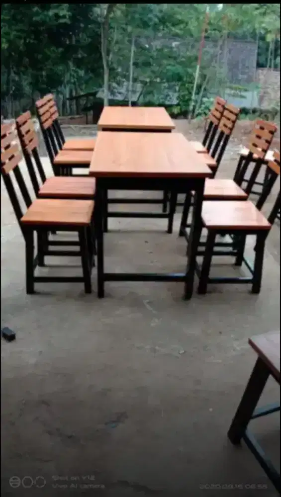 di juwal meja kursi lestoran 1 set