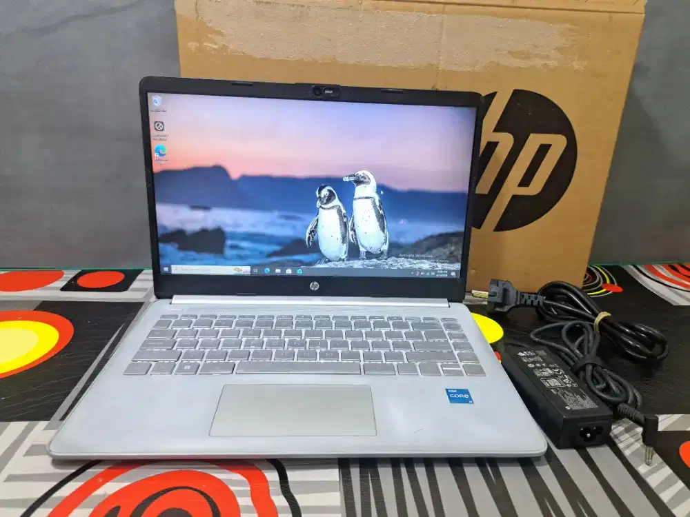 Core i3 gen 11 terbaru ram 8 gb ssd 256 gb laptop hp 14s ngebuttt