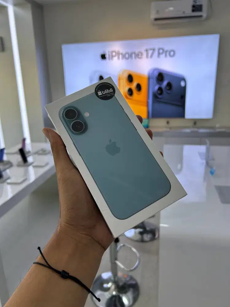 IPHON E 16 128GB NEW