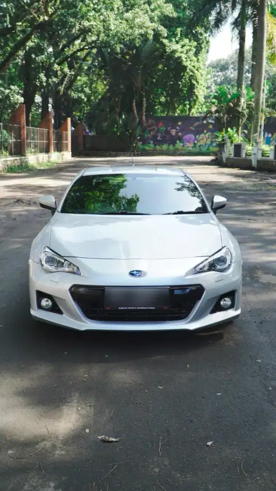 Subaru brz 2013 MT kondisi istimewa