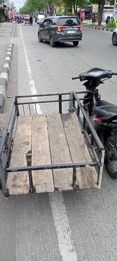 Jasa angkat barang becak ongkos murah