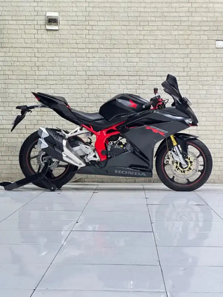 ODO 9RB‼️Honda CBR 250RR 2019 Matte Black Favorit