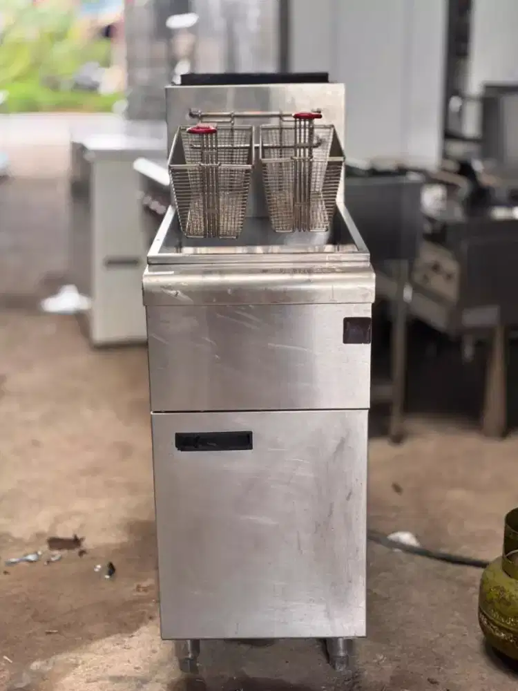 DEEP FRYER GAS/ deepfryer

Merk Crown
Estimasi Kapasitas 20 literan