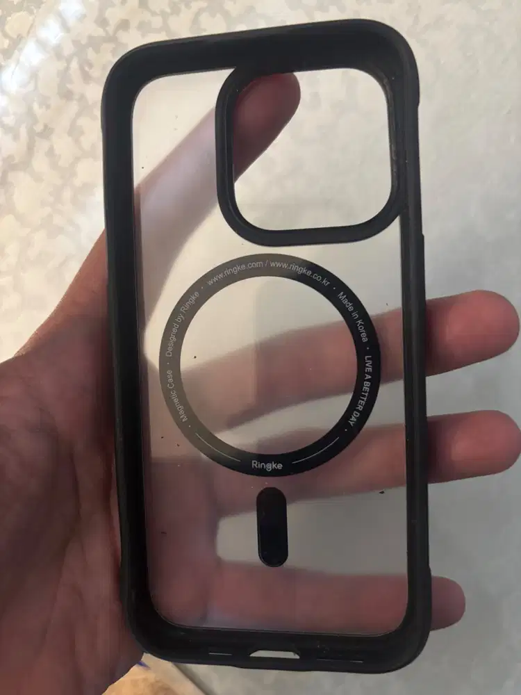 Casing Ringke iPhone 15 Pro Premium