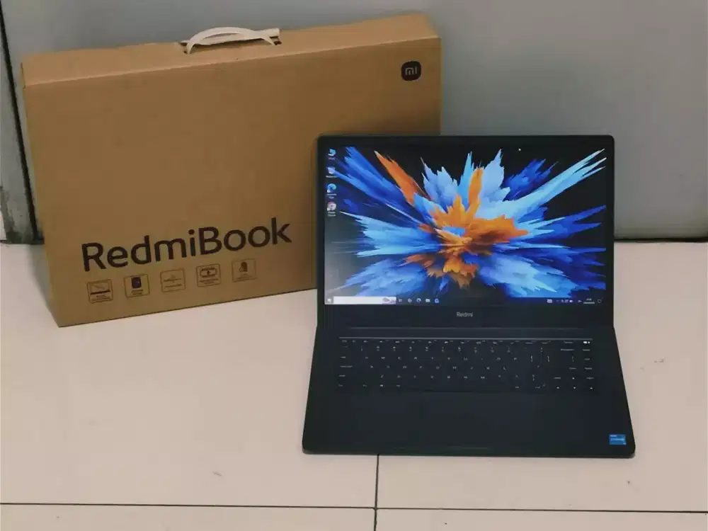 Xiaomi RedmiBook 15 Intel Core i3-1115G4 
RAM 8Gb SDD 512Gb