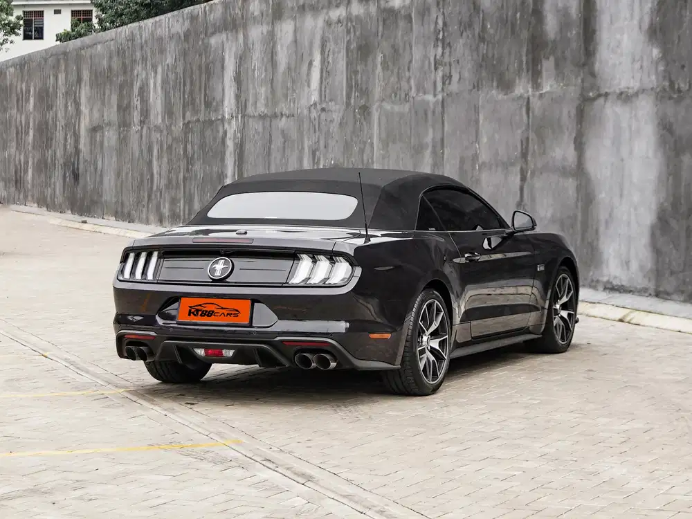 Ford Mustang 2022 Bensin