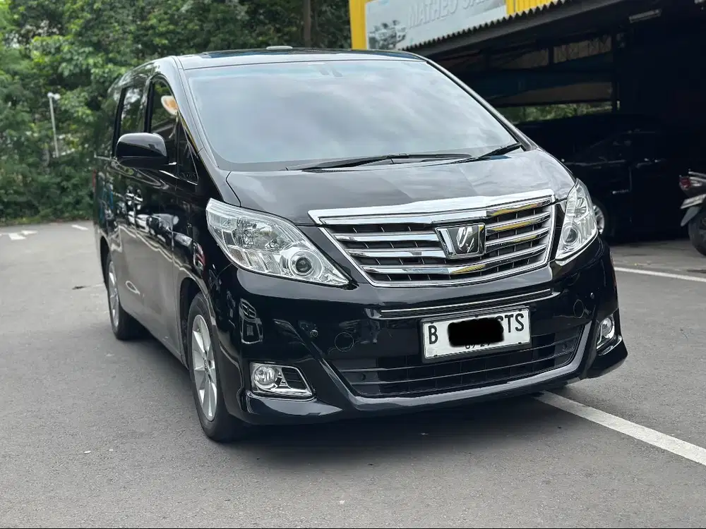 TOYOTA ALPHARD G ATPM HITAM 2014 TERAWAT DIJUAL CEPAT
