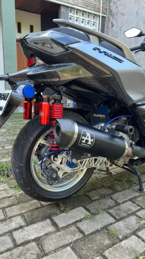 Xmax new connected full spek hedon mewah, odo low 3.000 perak