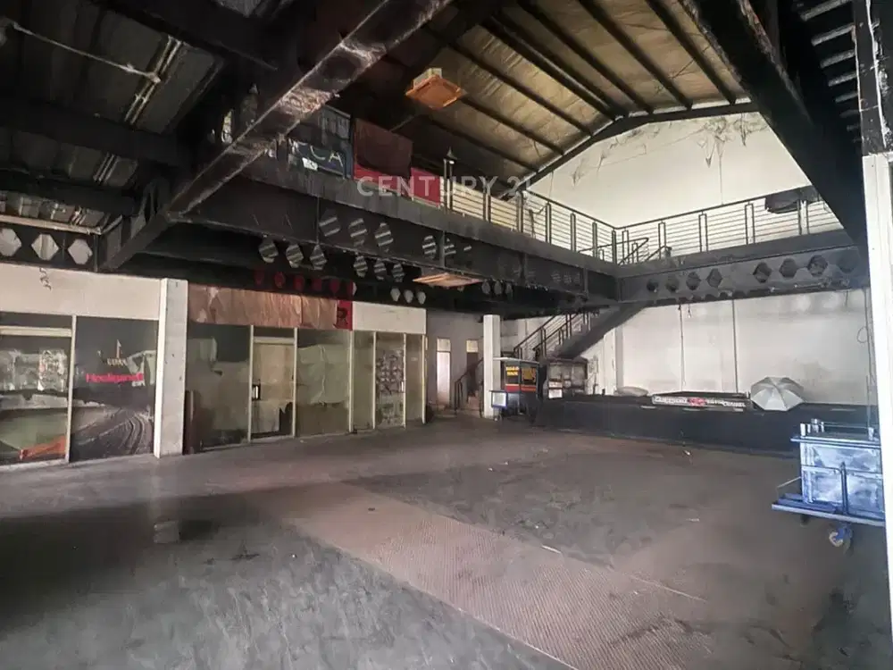 Ruang Usaha Di Tengah Kota Main Road Dewi Sartika