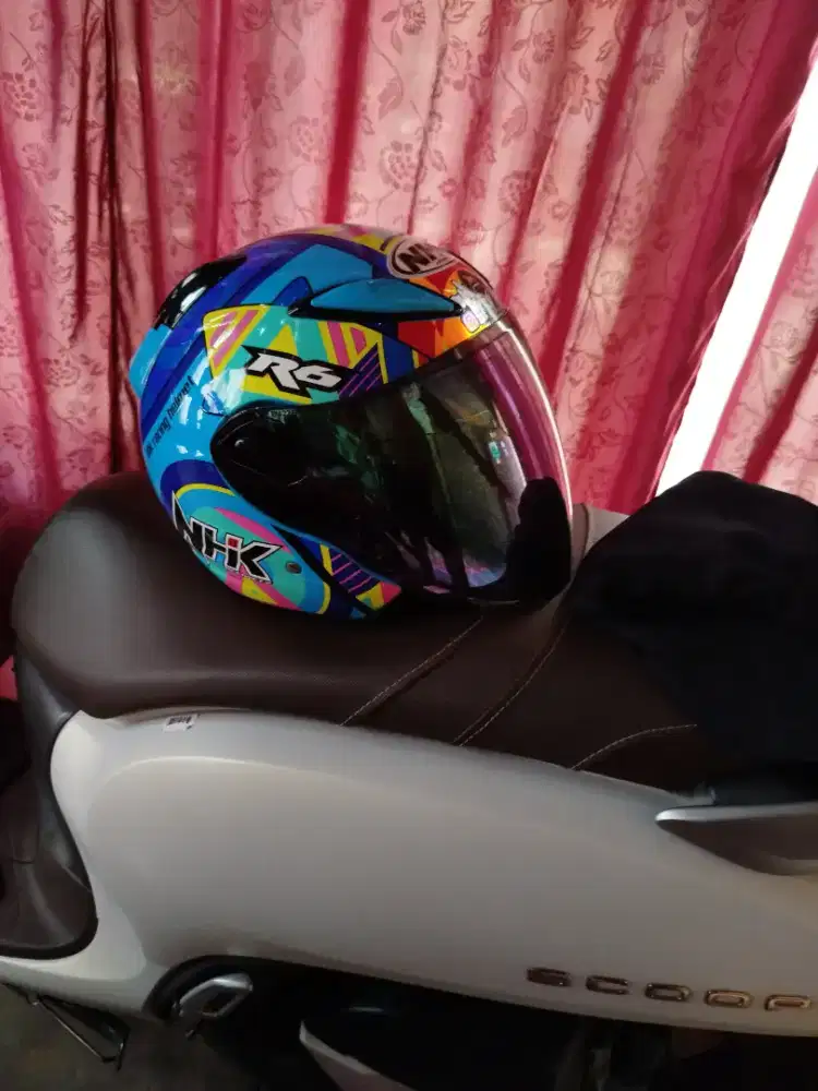Jual helm NHK R6