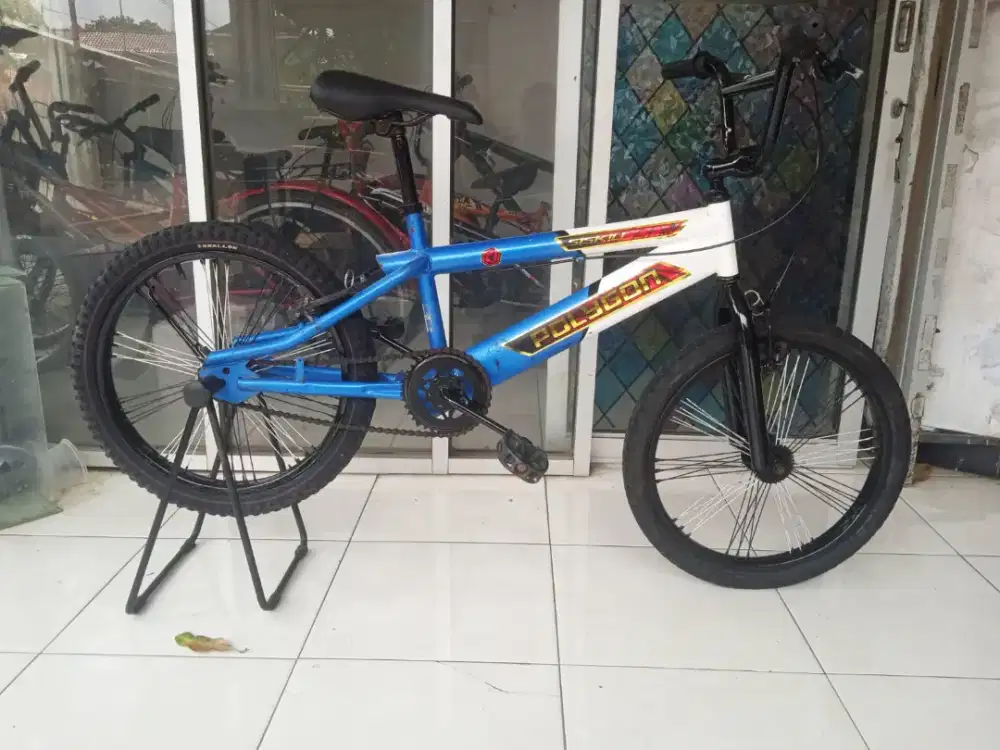Sepeda anak Bmx uk20