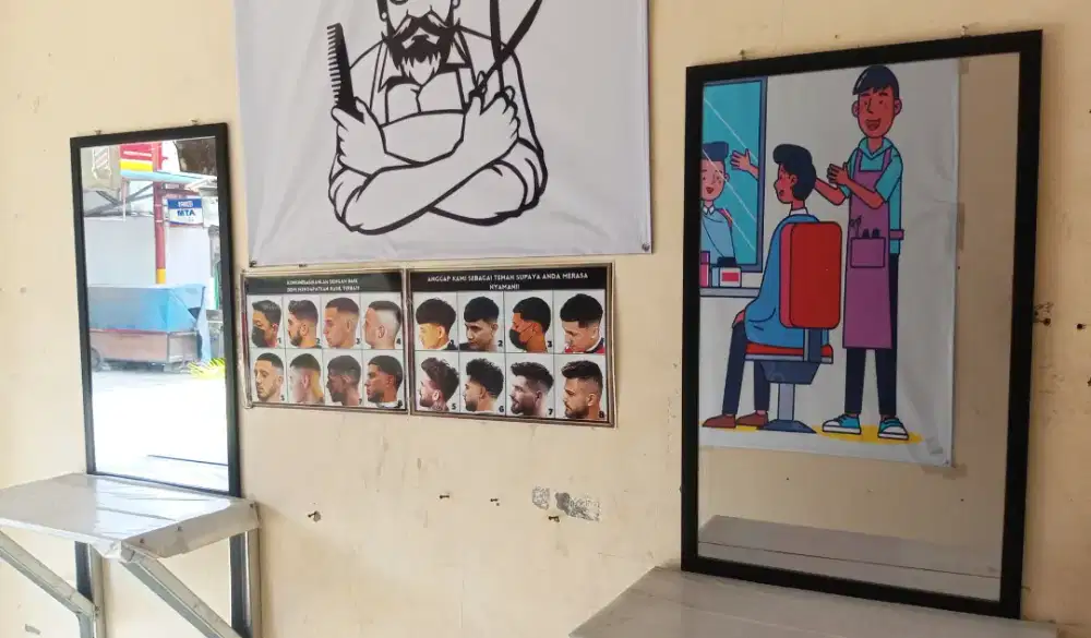 DI JUAL CERMIN PANGKAS RAMBUT