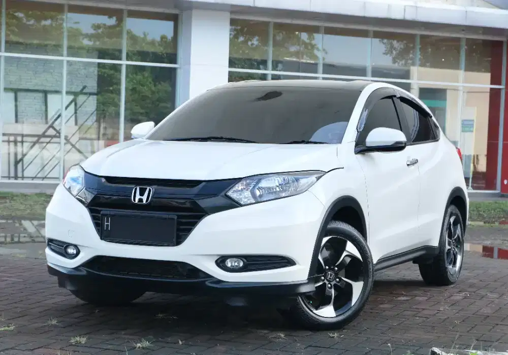 2017 HRV E CVT, Low KM, Pajak Panjang, Terawat, Istimewa