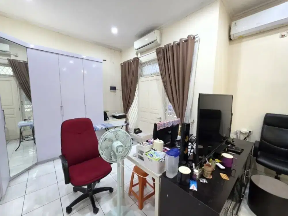 ANA RUMAH SEMI FURNISHED UK 7X15M DI JELAMBAR