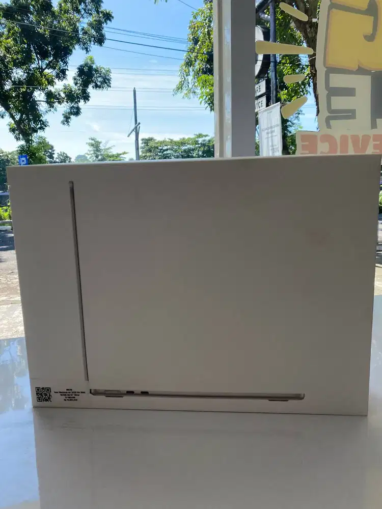 New Macbook Air 2025 M4 RAM  16/256 GB 13 Sliver