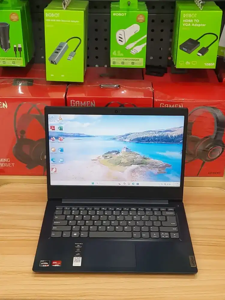 Laptop Lenovo Slim 3 Ryzen 3 3250U - RAM 8GB Ngebut - Siap Pakai