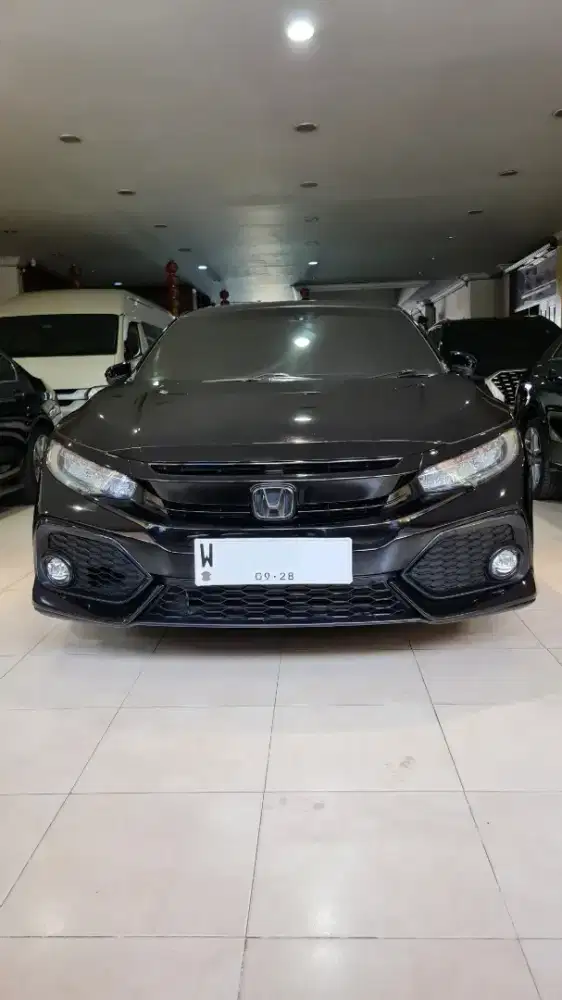 Honda Civic Hatchback 1.5 E A/T 2018