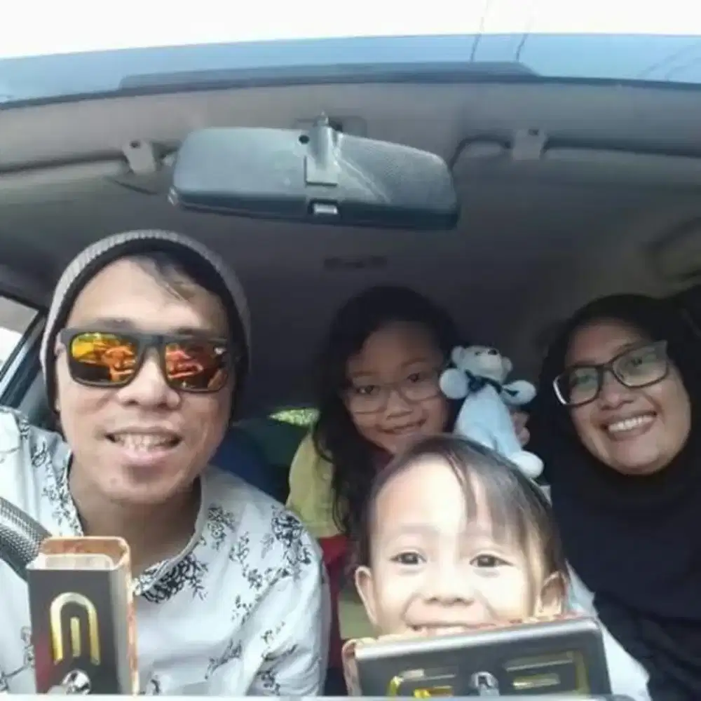 Saya lagi cari kerja supir/driver