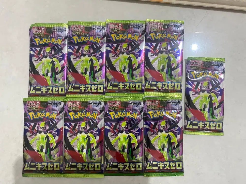 Kartu Pokemon segel masih baru