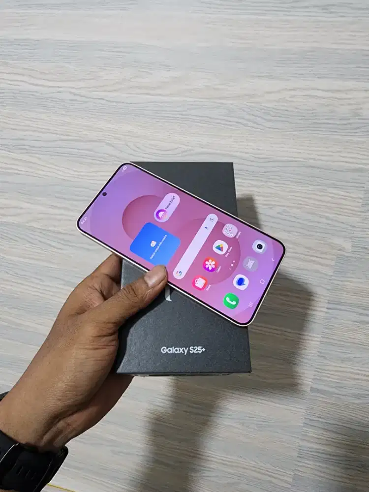 Samsung s25 plus 5g 12/512gb sein fullset ori like new mulus