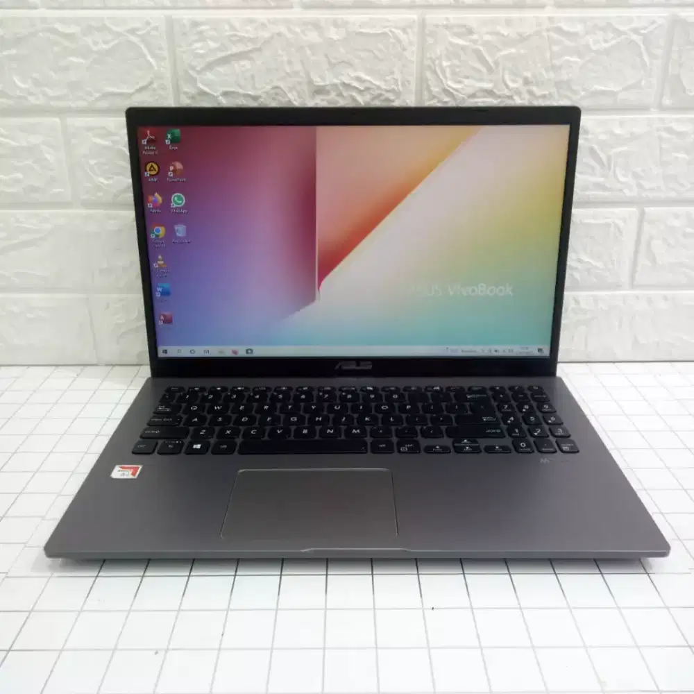 ASUS VIVOBOOK X409BA  Amd a4-9125 Ram 4 GB DDR Ssd 256 gb