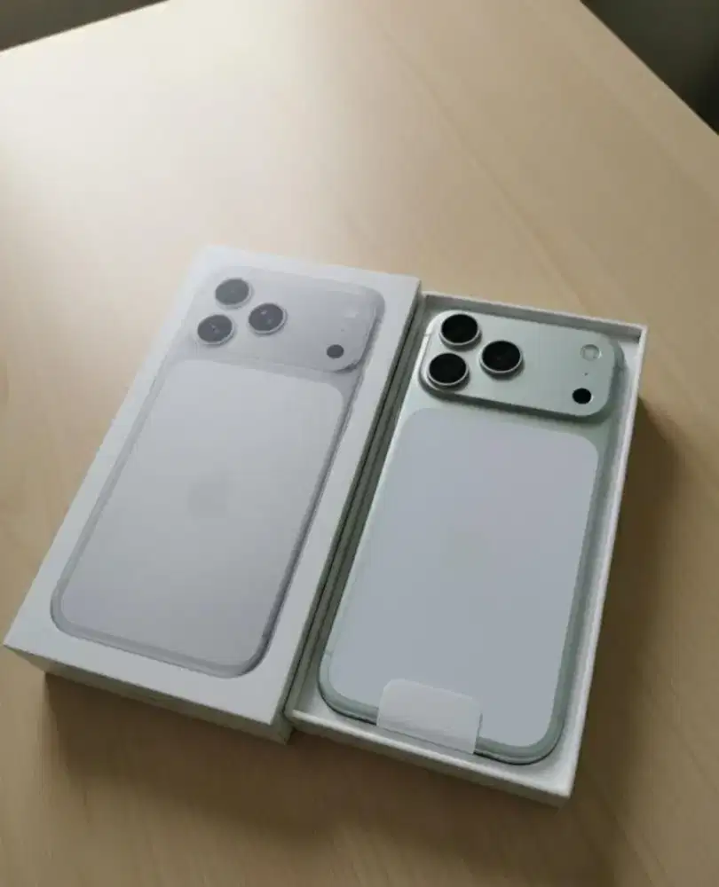 Ready iphone 17 pro max 1TB Silver