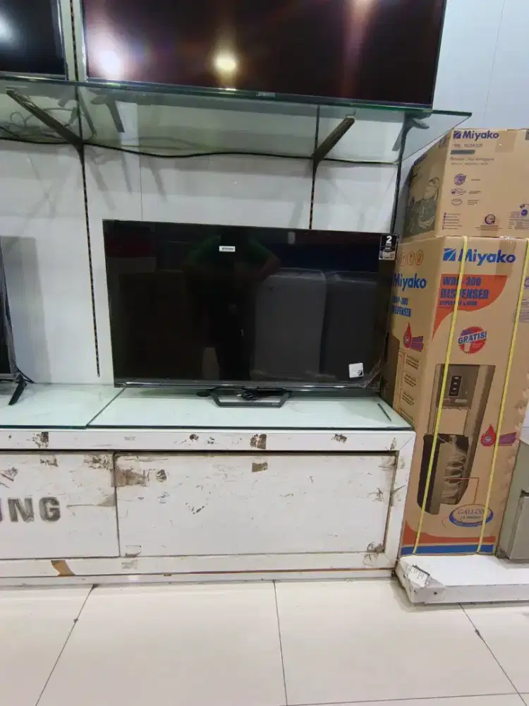 TV AQUA QLED 43 INCH PROMO KREDIT BUNGA RINGAN