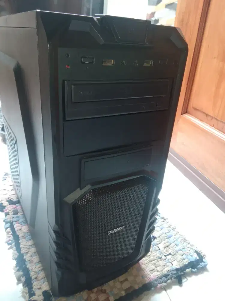 Pc Intel i3 4th gen SSD 240 HDD 500gb lancar normal