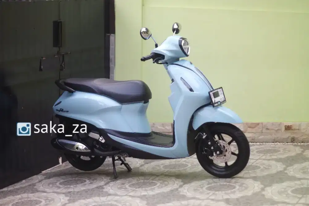 ( Plat B , Baru 5 Bulan ) Yamaha Filano 2025 , grand filano hybrid neo