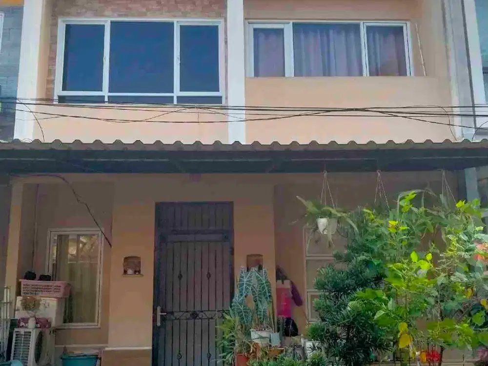 Dijual Rumah Fully Furnished di Taman Ubud Lippo Karawaci