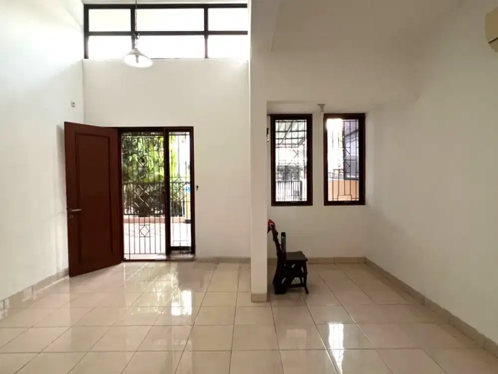 Rumah di Cluster Ifolia 8x18 144m Type 2KT Harapan Indah Bekasi
