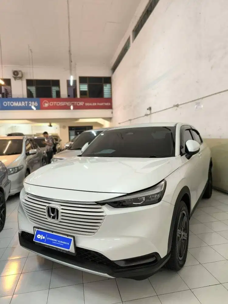 HONDA 2023 HR-V E 1.5 A/T PUTIH MEWAH OTOMART 286 KENJERAN