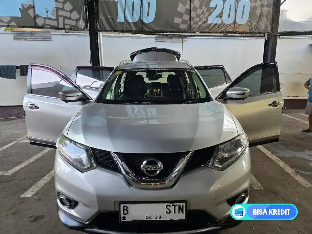 X-Trail T32 Silver 2.5 tahun 2015 (Jual Santai)